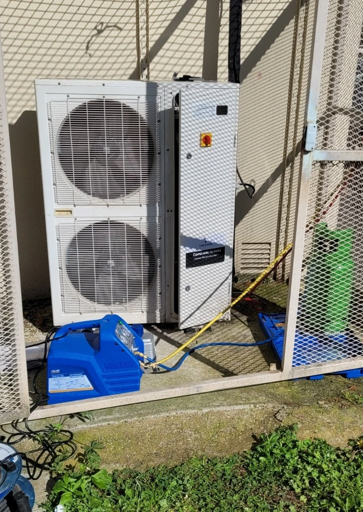 Groupe de climatisation extérieur